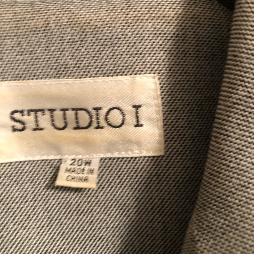 3pc pants suit-single button - Picture 3 of 5